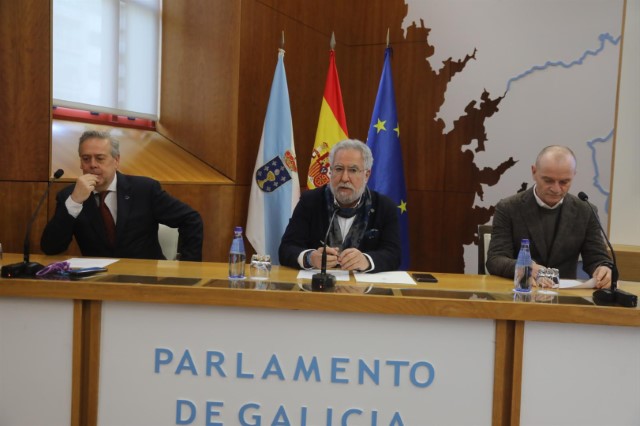 Deputados e persoal do Parlamento reciben formación en reanimación cardiopulmonar